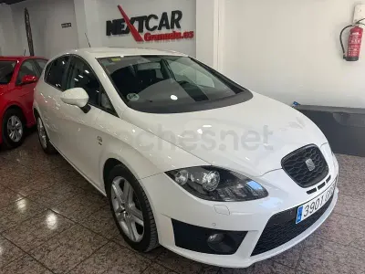 Usado Seat Leon Sport 140 CV (102 kW) 2010 Blanco Utilitario
