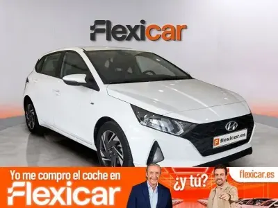 Usado Hyundai i20 100 CV (73 kW) 2021 Blanco Utilitario