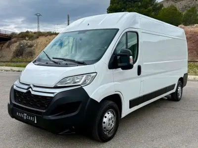 Usado Citroën Jumper 139 CV (102 kW) 2021 Blanco Monovolumen