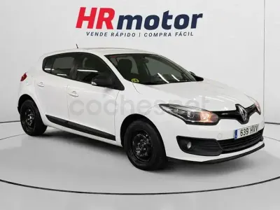 Usado Renault Mégane Life 95 CV (69 kW) 2014 Blanco Berlina