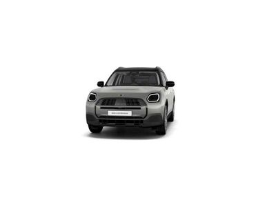 Plateado Usado 2025 Mini One D Countryman Essential SUV | 35.990 €