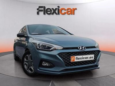 Usado Hyundai i20 100 CV (73 kW) 2019 Azul Berlina