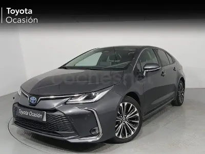 Usado Toyota Corolla Plus 140 CV (102 kW) 2025 Gris / plata Berlina