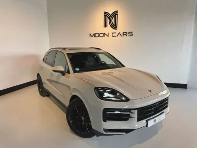 Usado Porsche Cayenne E-Hybrid 470 CV (345 kW) 2025 Gris SUV