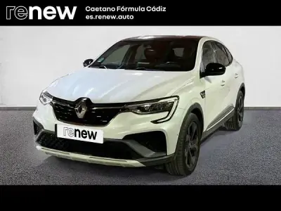 Usado Renault Arkana RS Line 145 CV (106 kW) 2022 Blanco SUV