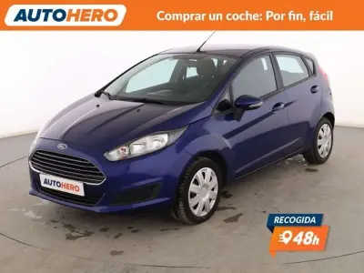 Usado Ford Fiesta Trend 82 CV (60 kW) 2014 Azul Utilitario