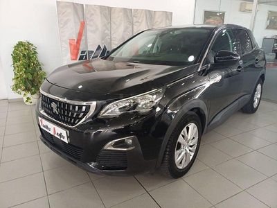 Usado Peugeot 3008 Active 120 CV (88 kW) 2016 Negro SUV