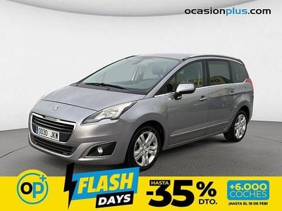 Usado Peugeot 5008 Style 120 CV (88 kW) 2015 Gris Monovolumen