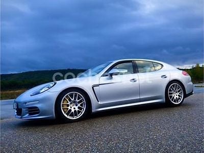 Usado Porsche Panamera 420 CV (308 kW) 2013 Gris / plata Berlina