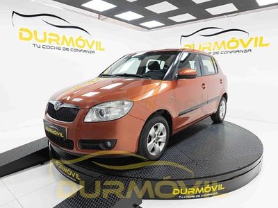 Usado Skoda Fabia 80 CV (58 kW) 2009 Naranja Berlina