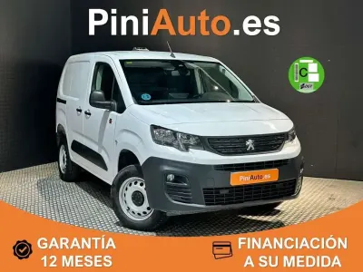 Usado Peugeot Partner Premium 131 CV (96 kW) 2022 Blanco Monovolumen