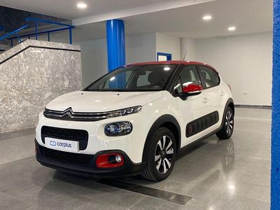 Usado Citroën C3 Feel 68 CV (50 kW) 2019 Blanco banquise con techo rojo adén Utilitario