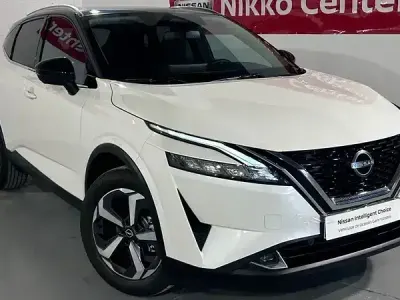 Usado Nissan Qashqai N-Connecta 140 CV (102 kW) 2022 White 3p/black m SUV
