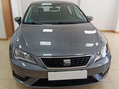 Usado Seat Leon Style 115 CV (84 kW) 2018 Gris / plata Berlina
