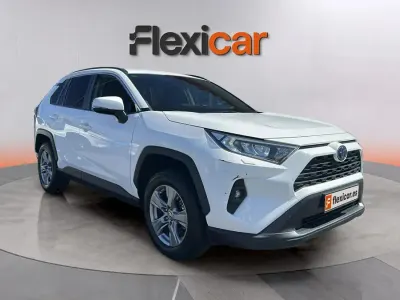 Usado Toyota RAV4 Hybrid Advance 218 CV (160 kW) 2022 Blanco SUV