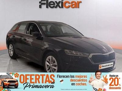 Usado Skoda Octavia Style 150 CV (110 kW) 2021 Azul Familiar