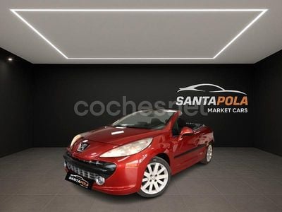 Rojo Usado 2007 Peugeot 207 CC Sport Descapotable | 5999 € (Un poco caro)