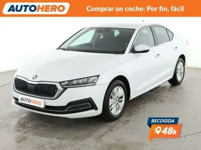 Occasion Skoda Octavia Selection 150 PK (110 kW) 2024 Wit Hatchback