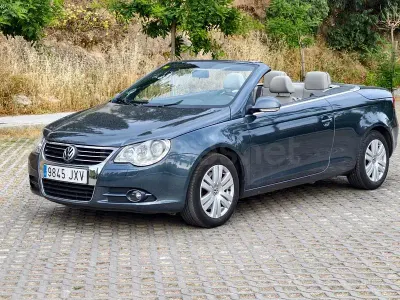 Usado VW Eos Individual 140 CV (102 kW) 2007 Azul Descapotable