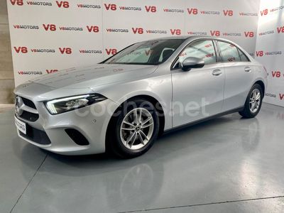Gris / plata Usado 2020 Mercedes A180 Berlina | 21.900 € (Precio justo)