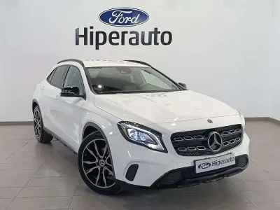 Usado Mercedes GLA200 AMG line 136 CV (100 kW) 2018 Blanco SUV