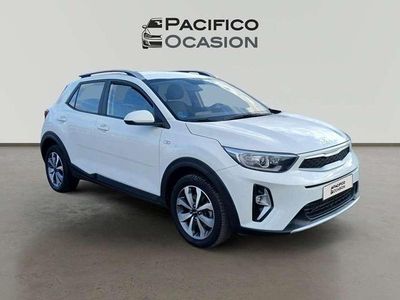 Usado Kia Stonic 101 CV (74 kW) 2021 Blanco SUV