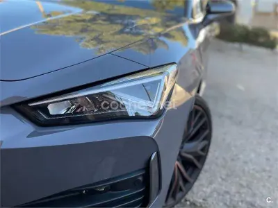 Usado Cupra Leon 245 CV (180 kW) 2020 Gris / plata Berlina