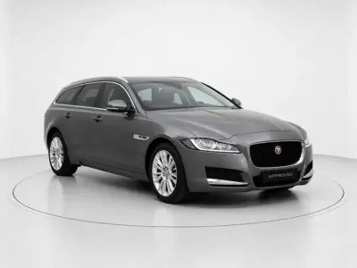 Usado Jaguar XF Sportbrake Prestige 180 CV (132 kW) 2017 Gris Familiar