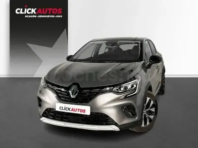 Usado Renault Captur Techno 90 CV (66 kW) 2023 Gris / plata SUV