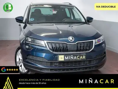 Usado Skoda Karoq Style 150 CV (110 kW) 2022 Azul SUV
