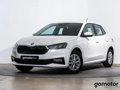 Usado Skoda Fabia Ambition 110 CV (80 kW) 2024 Blanco Utilitario