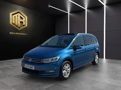 Usado VW Touran Advance 122 CV (89 kW) 2023 Azul Monovolumen