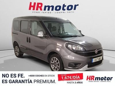 Usado Fiat Doblò Trekking 120 CV (88 kW) 2022 Gris Monovolumen