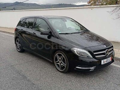 Usado Mercedes B220 AMG line 177 CV (130 kW) 2014 Negro Monovolumen