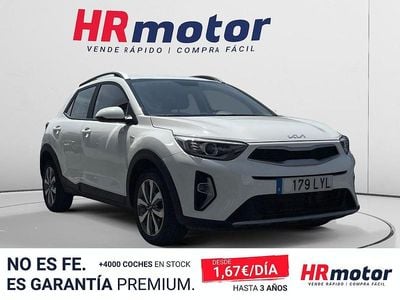 Usado Kia Stonic 101 CV (74 kW) 2022 Blanco SUV