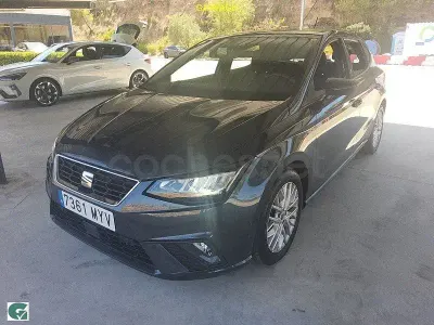 Usado Seat Ibiza FR 115 CV (84 kW) 2025 Gris / plata Utilitario