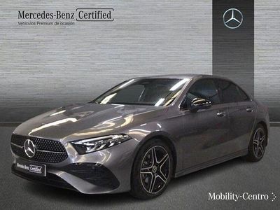 Usado Mercedes A180 136 CV (100 kW) 2024 Gris / plata Berlina