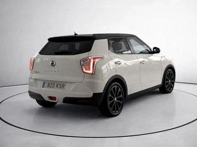 Usado SsangYong Tivoli Limited 128 CV (94 kW) 2018 Blanco SUV