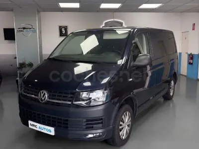 Usado VW Caravelle Trendline 114 CV (83 kW) 2020 Azul Van