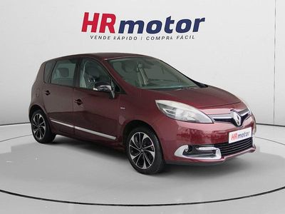 Rojo Usado 2016 Renault Scénic III Bose Edition Monovolumen | 11.690 €