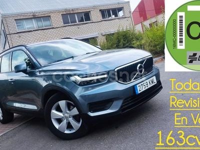 Usado Volvo XC40 Momentum 156 CV (114 kW) 2018 Gris / plata SUV