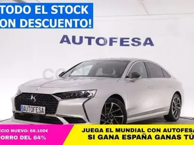 Usado DS Automobiles DS9 Rivoli 250 CV (183 kW) 2022 Gris / plata Berlina