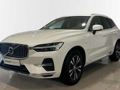 Blanco Usado 2025 Volvo XC60 Core SUV | 51.900 € (Un poco caro)