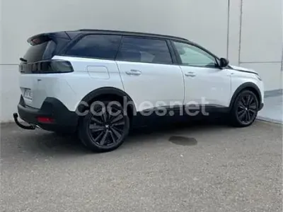 Usado Peugeot 5008 GT 130 CV (95 kW) 2023 Blanco SUV