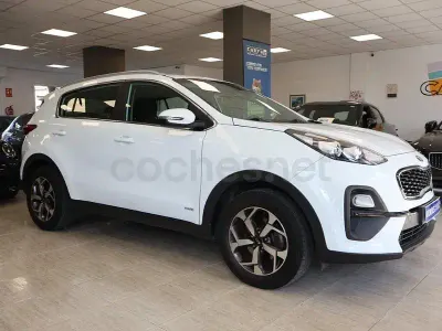Usado Kia Sportage 136 CV (100 kW) 2021 Blanco SUV