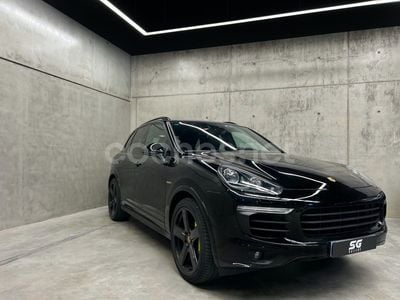 Negro Usado 2016 Porsche Cayenne S E-Hybrid Platinum Edition SUV | 41.900 €