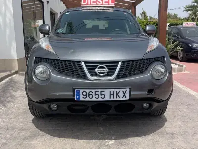 Usado Nissan Juke Tekna 110 CV (80 kW) 2012 Gris / plata SUV