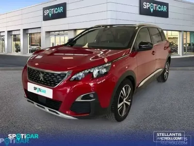 Usado Peugeot 5008 GT-line 131 CV (96 kW) 2020 Rojo SUV