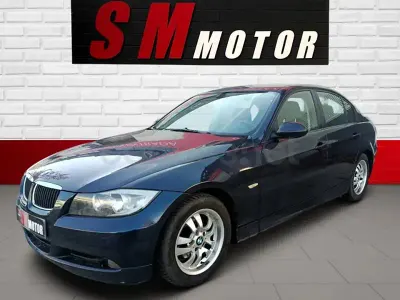 Usado BMW 320 150 CV (110 kW) 2005 Azul Berlina