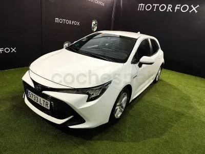 Usado Toyota Corolla Active 122 CV (89 kW) 2021 Blanco Berlina